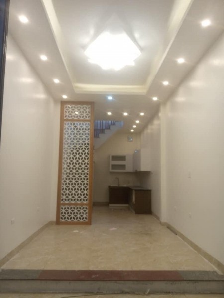 Bán nhà 5 tầng dt 34m2, sát ngã tư Lò Đúc, Kim Ngưu, Trần Khát Trân, nhà mới đẹp ở ngay