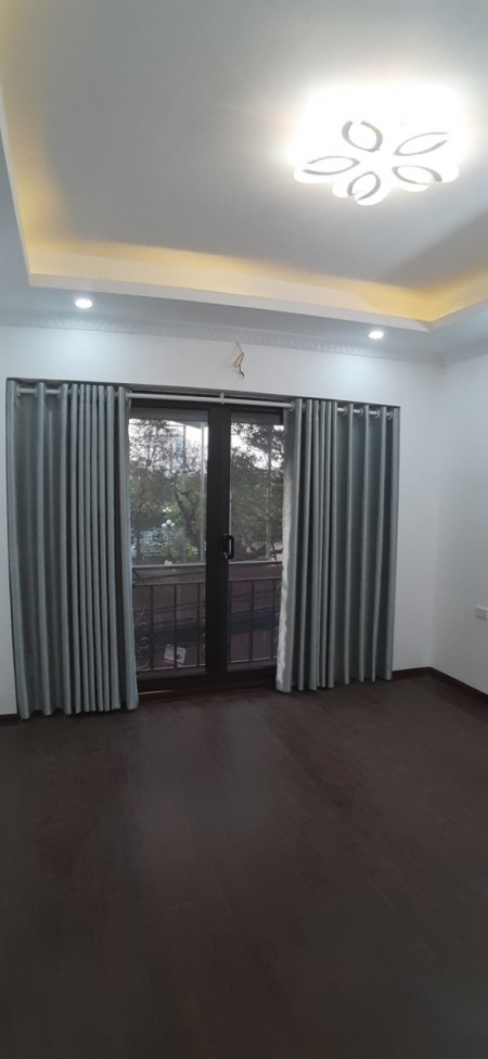 Đi đến slide 4