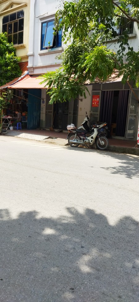 Bán Nhà Phan Đình Giót, Nhà Thoáng Đường Rộng, 45M, 5 TỶ