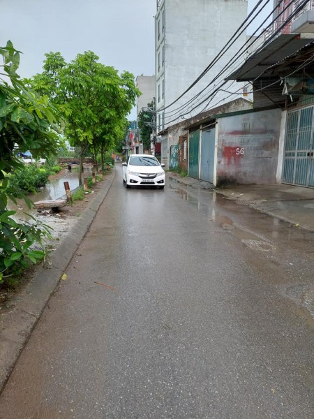 Đất Lĩnh Nam, ô tô đổ cổng, lô góc 2 mặt thoáng, dt 34m2, giá bán 1.75 tỷ