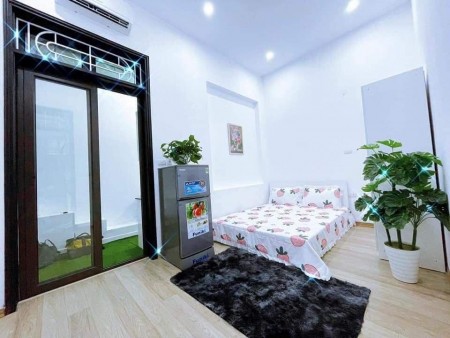Bán phá giá nhà Phú Đôi 52m2 x 5 tầng, mt 5m, thuê 36tr/th, giá bán 5,2 tỷ