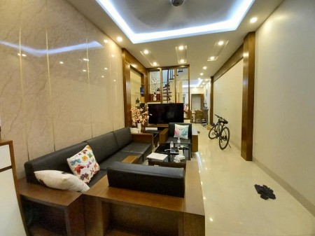 Bán nhà Lê Quang Đạo đẹp long lanh, dân trí cao dt 35m2 giá 3,25 tỷ