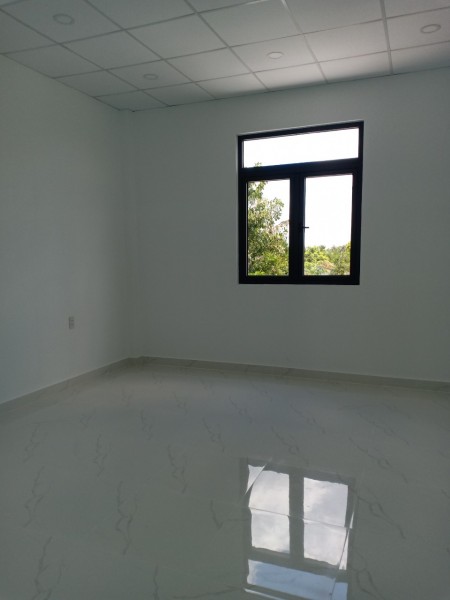 Nhà phố KĐT mới mở, MT Lê Văn Lương, 1 trệt 2 lầu 90m2