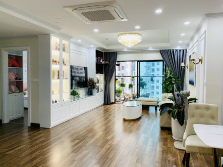 Chính chủ bán căn 106m thông thuỷ VIP nhất khu