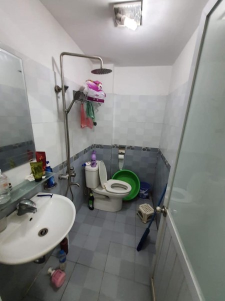 Bán nhà 79 Cầu Giấy, chủ nhà tặng nội thất, dt 60m2, mt 4m, 5 tầng, giá 4 tỷ