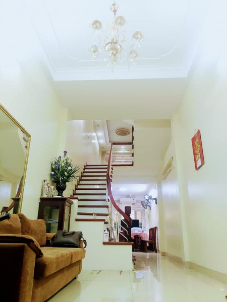 Nhà siêu đẹp, sách vali về ở luôn, Bế Văn Đàn Hà Đông, dt 43m2, chỉ 4,1 tỷ