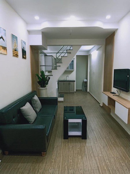 Bán Nhà Phan Tây Hồ, Xây mới đẹp, Ở ngay, 43m2, nở hậu, 5.2 tỷ