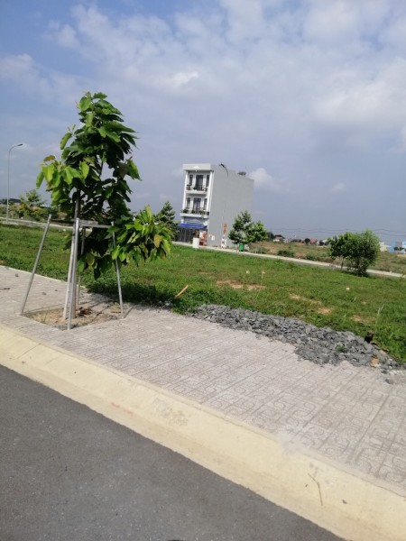 Đầu tư tiền ảo thua lỗ, bán gấp đất MT ĐT742 ngay VSIP2 sổ sẵn