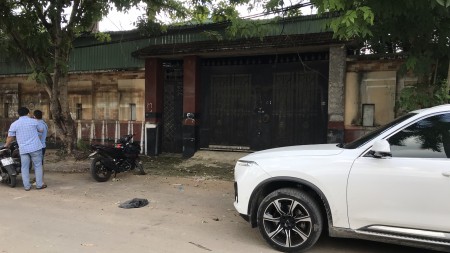 Cho thuê kho xưởng vị trí đẹp gần cầu Tham Lương, Quận 12, lhcc