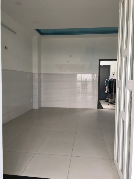 Phòng trọ đẹp đường số 9 Lnh Tây sát các trường dh tolet trong máy lạnh, quạt