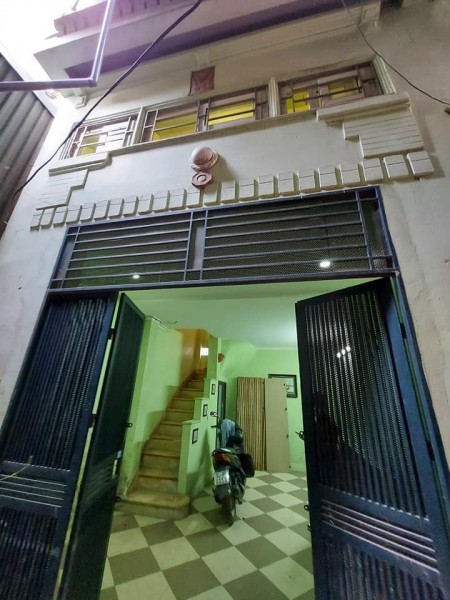 Tương lai mặt phố bán nhà ngõ 71 Nguyễn Lương Bằng, dt 30m2, 5 tầng, mt 4.5m, giá 2.15 tỷ