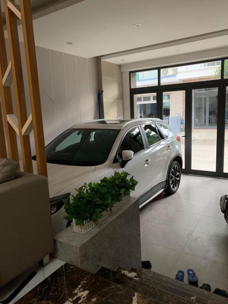Bán nhà lô gíc 2 mặt tiền mới đẹp, ô tô ngủ trong nhà Phan Huy ích, p.15, Quận Tân Bình, giá 10 tỷ hơn