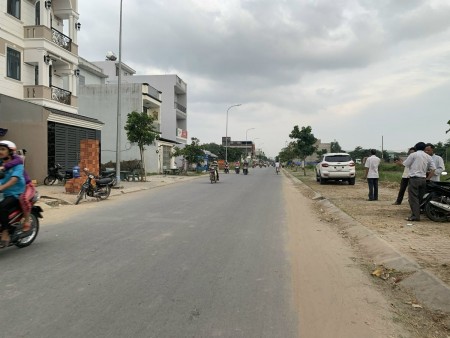 Bán nền đất 85m2, mt Võ Văn Vân ngay vòng xoay Trần Văn Giàu, sổ hồng riêng, xây tự do