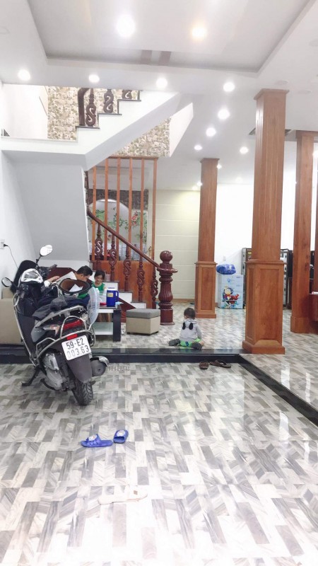 Bán nhà Hẻm Trường Chinh Phường 15, DT: 7x15m, dt 105m2 giá chỉ 6.7 tỷ