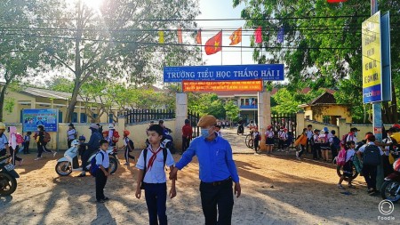 Đất mặt tiền đường sát Quốc Lộ 55, cạnh trường học, ubnd Thắng hải