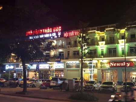 Bán đất mặt phố Mai Anh Tuần, DT 200m, mặt tiền 9m, viêu Hồ