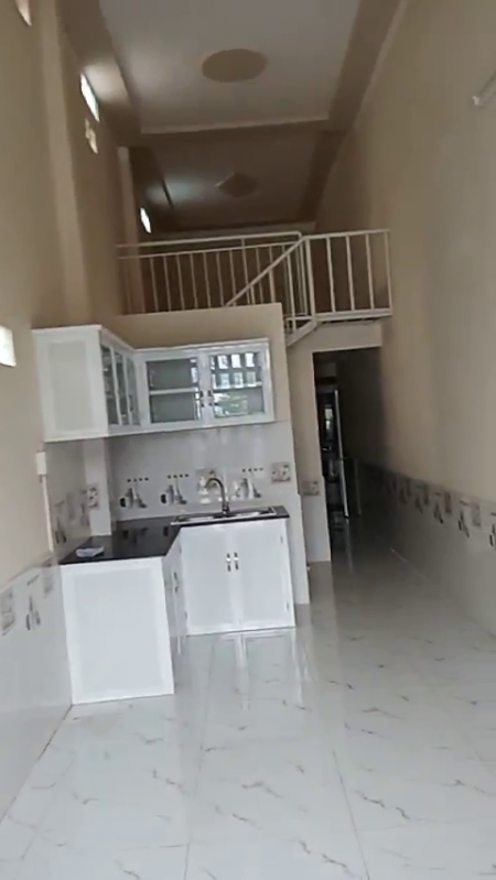 Cần bán gấp mùa dịch nhà hẻm xe hơi đường 40, có sân đậu xe, giá 1.9 tỷ