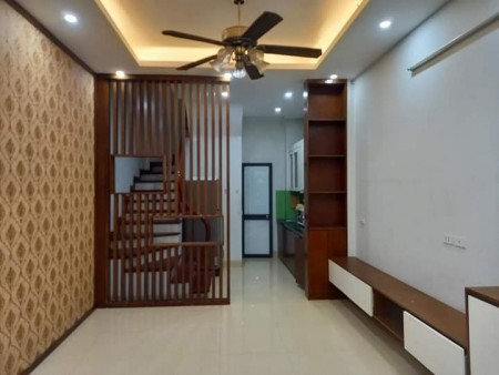 Siêu phẩm kinh doanh nhà nguyên căn đẹp xịn sò, dt 35m2, 5 tầng, giá 4.5 tỷ