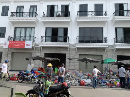 Bán nhà mặt tiền chợ thuận tiện mua bán, giá rẻ nhất tại Cần Thơ
