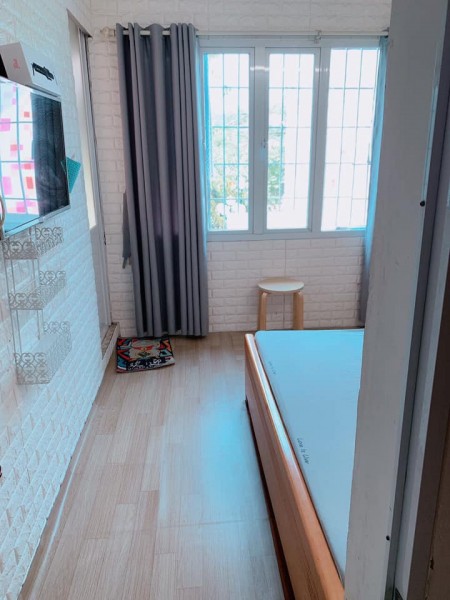 Bán gấp CHCC mini ngõ 236 Khương Đình giá 1,1 tỷ, 49m2, NT đầy đủ