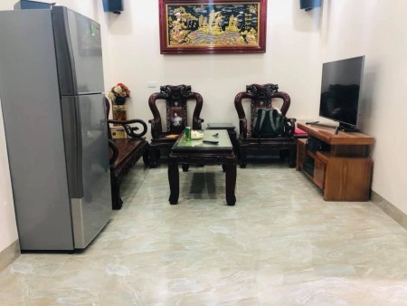 Bán nhà riêng Hoàng Mai ô tô đỗ cửa 5 tầng, diện tích 33m2 giá 2.58 tỷ