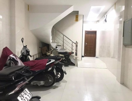 Bán chung cư mini Triều Khúc, 7 tầng đúc, thang máy, ô tô, giá 50 triệu/tháng, giá 7.4 tỷ
