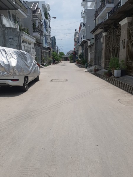 (Quận 12)Bán nhà đẹp, hẻm 7m, Tân Chánh Hiệp 10, dt 56m2, 4 tầng, giá 4.28 tỷ