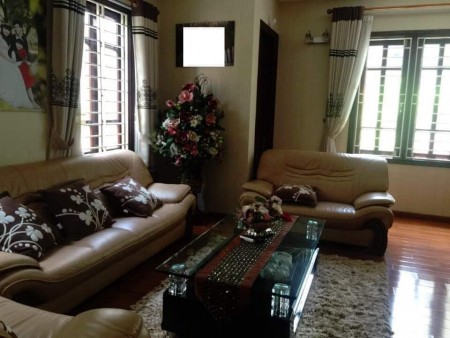 Chính Chủ Cần Bán gấp nhà lô góc KĐT Định Công Diện Tích 83m2.