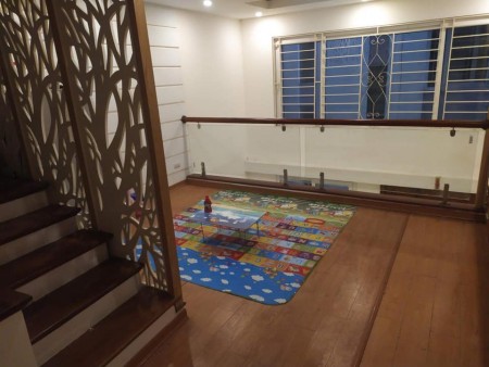 Bán nhà đường Lê Đức Thọ, diện tích 30m2, mặt tiền 4m. Giá 2.95 tỷ