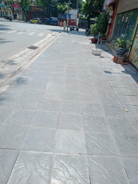 Mặt phố Đốc Ngữ, Ba Đình, vị trí giao thông kinh doanh cực đỉnh, giá chỉ 220tr/m2