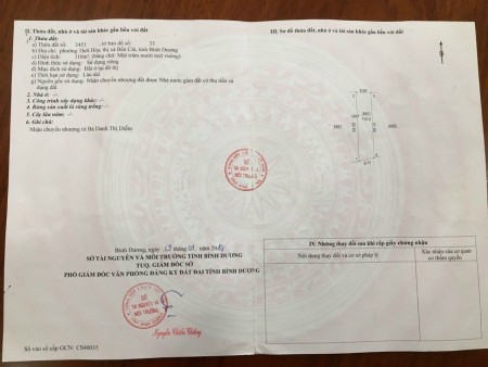 Gia đình cần bán gấp đất nằm gần Quốc Lộ 13, ngay khu dân cư