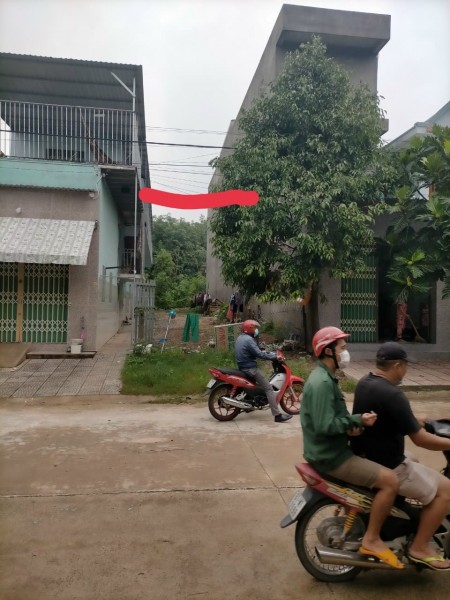 Gia đình cần tiền gấp nên cần bán đất hướng Đông Bắc, khu dân cư