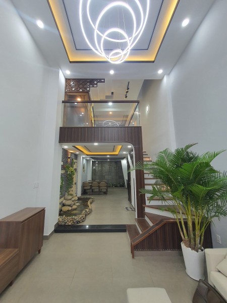 Nhà Chinh Chủ Đường Phạm Văn Hai P3-Tân Bình 40m2 4tầng Nở Hậu, giá chỉ 4.9ty.