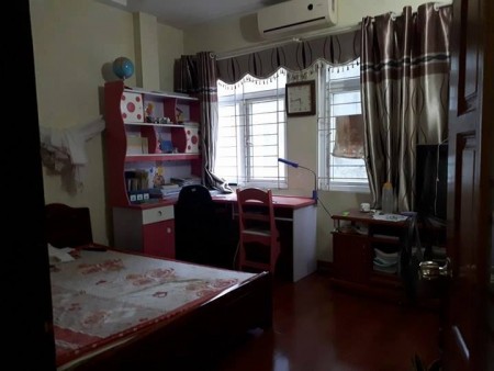 Cần bán nhà đẹp phố Trương Định, giá bán 3,2 tỷ, sổ sẵn bàn giao ngay
