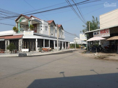 Thanh lí 1 lô sát lô góc 125m2 ngay đường lớn 17A thông ra mặt tiền Đại Lộ Long An