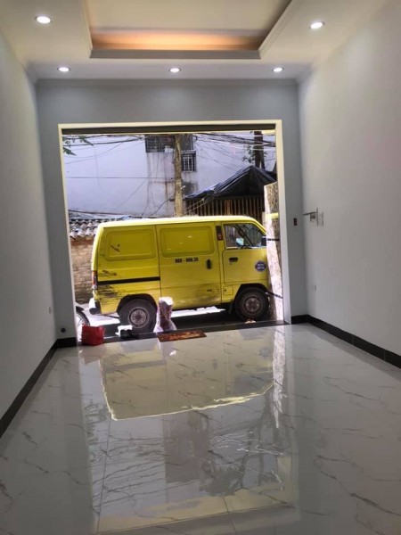 Nhà Quận Hoàng Mai thoáng đẹp, giao thông thuận tiện, an ninh tốt, hàng xóm thân thiện, ô tô đỗ cửa, dt 52m2, nhỉnh 4 tỷ