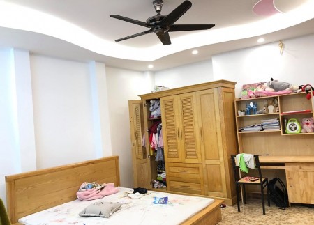 Bán nhà Phân lô cán bộ Pháo Binh Ba Đình 70m2 Hai mặt thoáng Mặt tiền 5.2m ôtô tránh