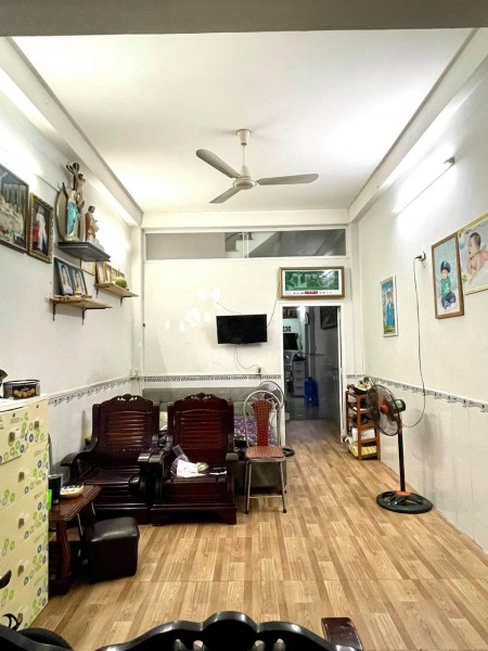 Bán nhà Mặt tiền TÂN PHÚ Đoạn GIAO GÒ DẦU 3.6 nỞ hậu L 6.9m 84m2 giá chỉ 6.7 tỷ.