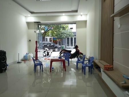 Bán nhà khu dân cư Phú Gia 2 sổ riêng thổ cư 5x16m giá bán 4tỷ850