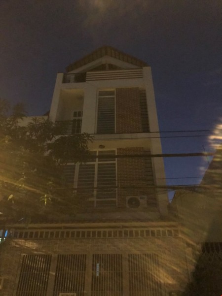Cho thuê nhà Quận Thủ Đức mặt tiền đường số 6, khu dân cư Sông Đà