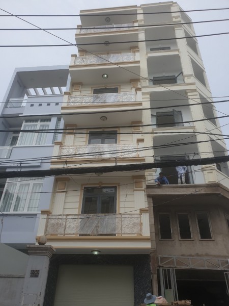 Cần bán nhà mặt tiền Lê Quang Định, 6x17m, 5 tầng, giá 15 tỷ HĐT 50 triệu