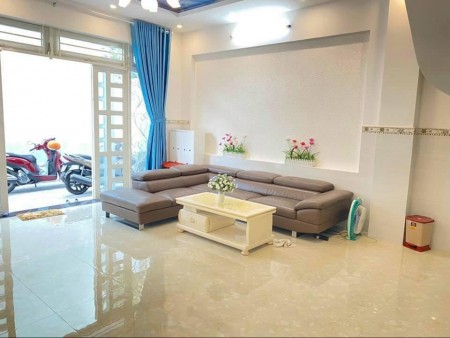 Cần bán căn nhà vị trí đẹp mặt tiền Nguyễn Kiệm khu trung tâm thương mại, phường 7