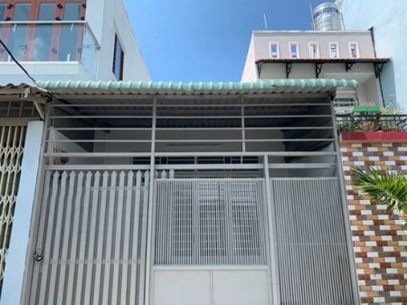 Bán gấp nhá hẻm 4m, đường 17, phường Tân Thuận Tây, Quận 7