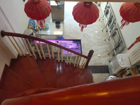 Bán nhà 33.1 tỷ có ngay nhà Trương Định, ô tô qua, kinh doanh, dt 35m2, 4 tầng đúc, rẻ đẹp ở ngay