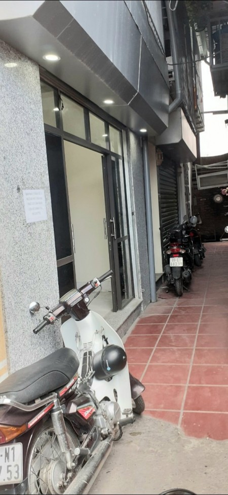 Bán nhà nguyên căn 2 tầng đúc kiên cố, giá 1.68 tỷ, phường Vĩnh Tuy, Quận Hoàng Mai