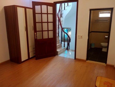 Nhà mới 5Tx36m, mặt tiền 3.8m Ngã Tư Sở, Nguyễn Trãi chỉ nhỉnh 3 tỷ,