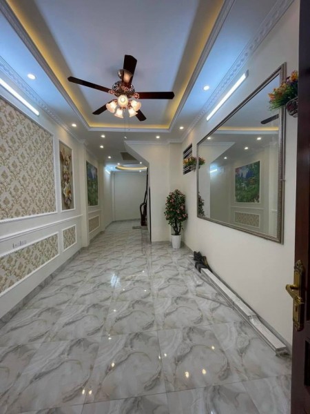 Bán nhà phố Lê Thanh Nghị, 5 tầng, 8 ngủ, kinh doanh đỉnh, nhỉnh 4 tỷ