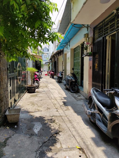 Hàng độc, hiếm, DT 45m2, Vip Hồng Lạc, Tân Bình, giá chỉ 4.65 tỷ