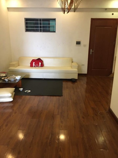 Bán nhà riêng, Mặt ngõ Thái Thịnh giá 1,75 tỷ, 15mx4 tầng, đẹp, có sổ
