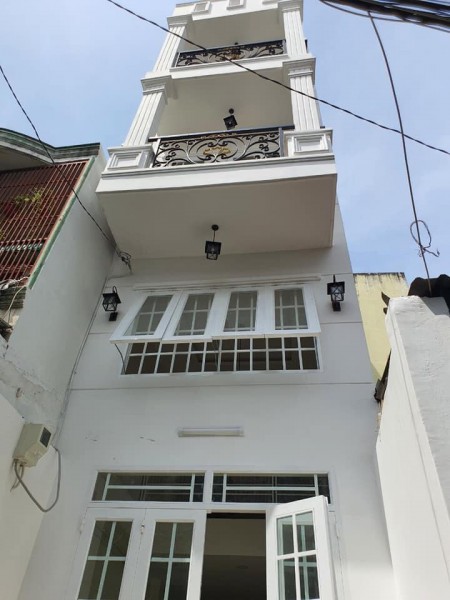 Bán Gấp nhà Hoàng Hoa Thám, Toàn nhà cao tầng đẹp, 5 tầng, 4.38 tỷ